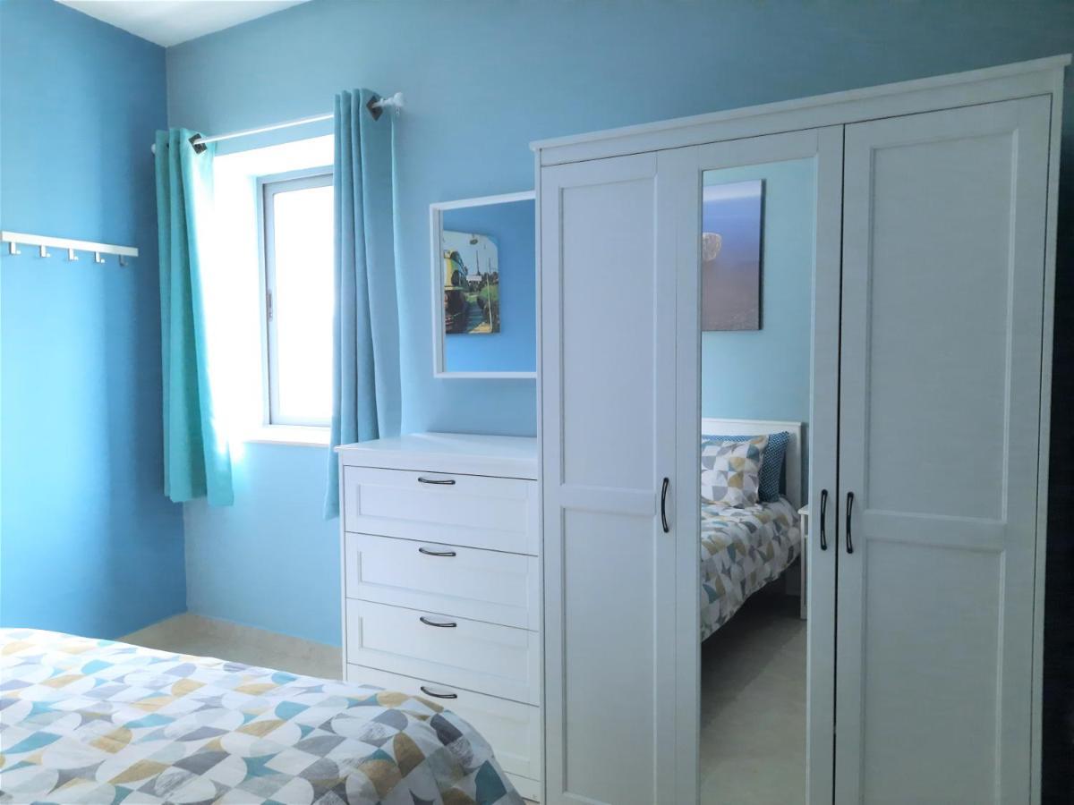 North Side Apartment 1 L-Imgarr Bagian luar foto