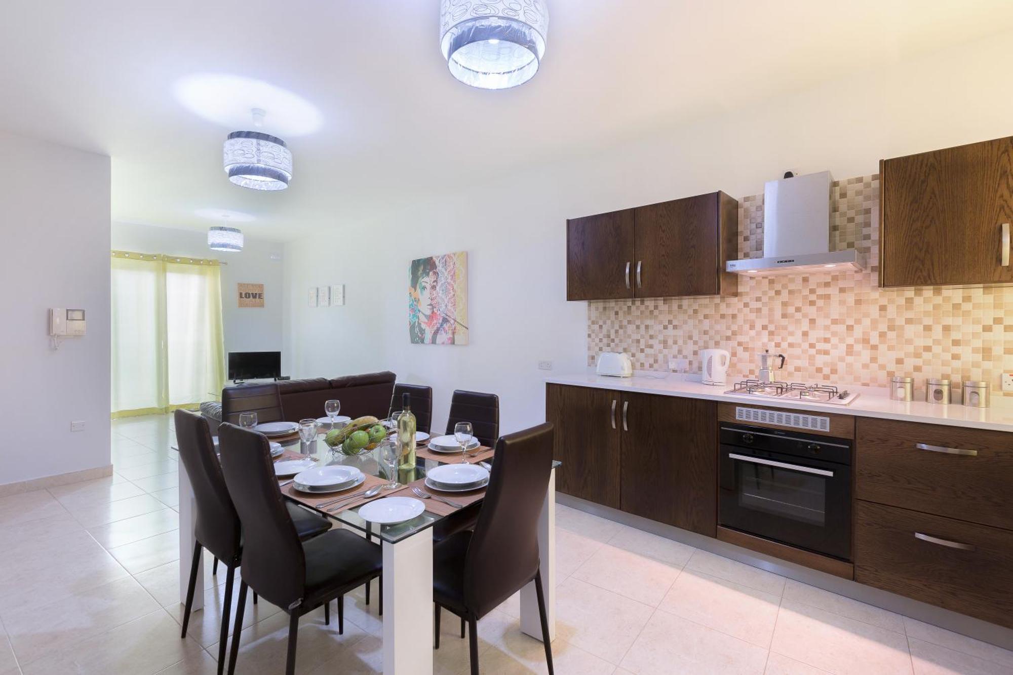 North Side Apartment 1 L-Imgarr Bagian luar foto